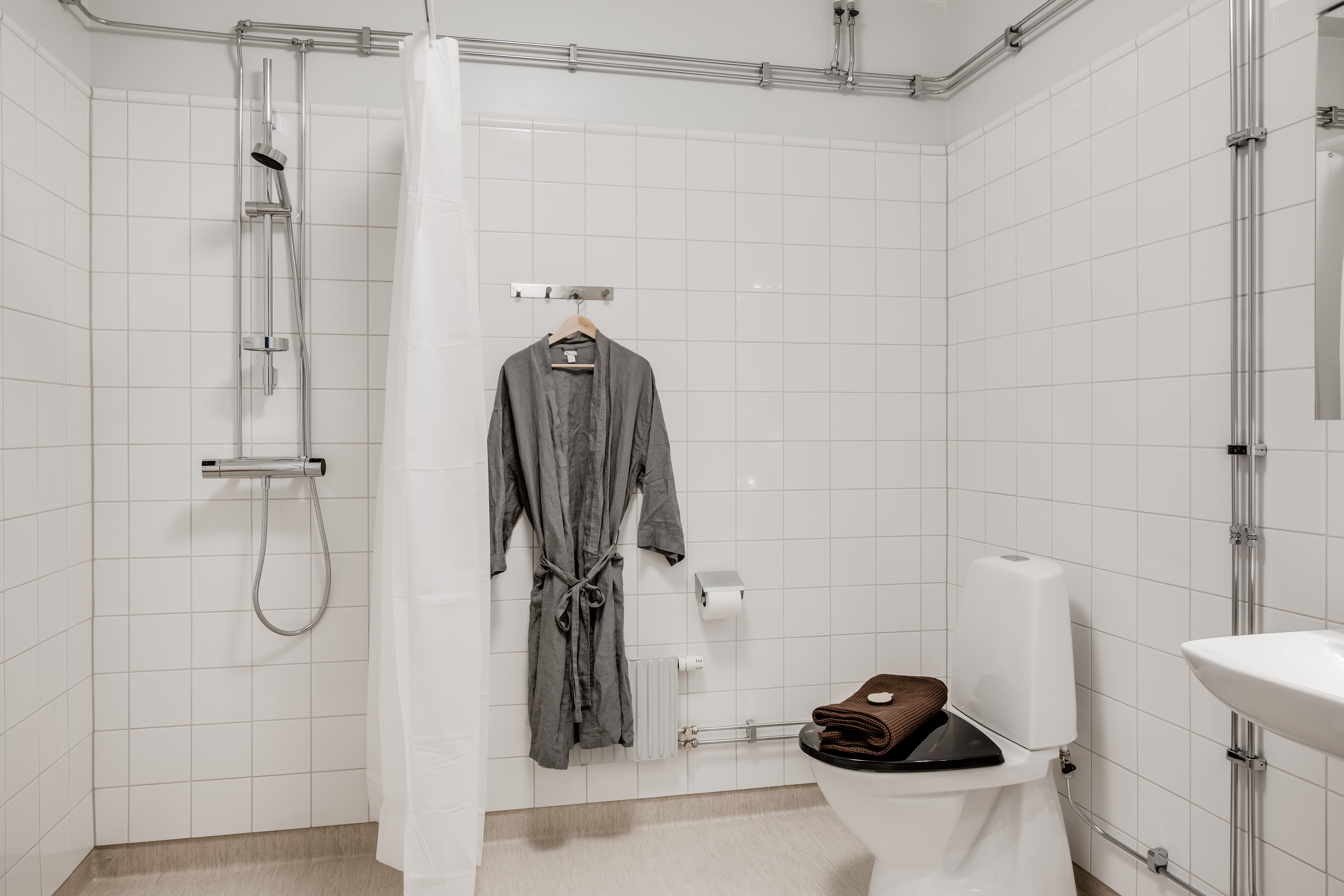 Badrum, östra befälsbyggnaden