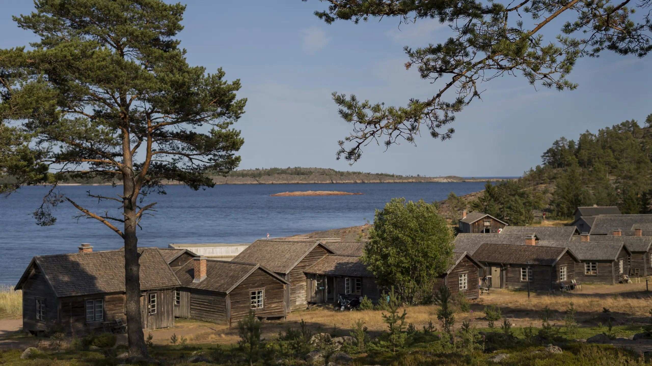 Fiskeläge sett på håll