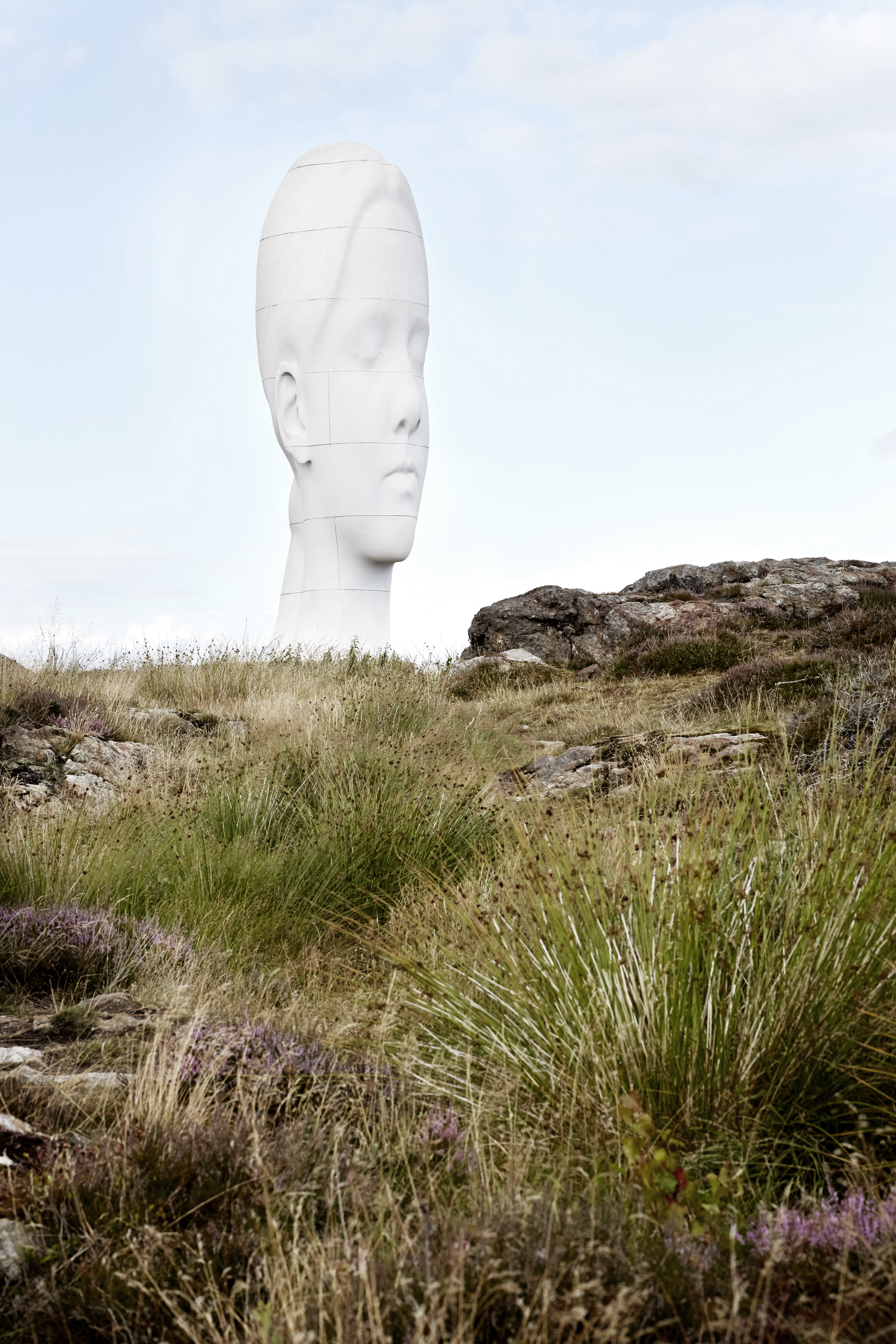 Skulpturen Anna av Jaume Plensa är den enda permanenta skulpturen i Pilane skulpturpark.