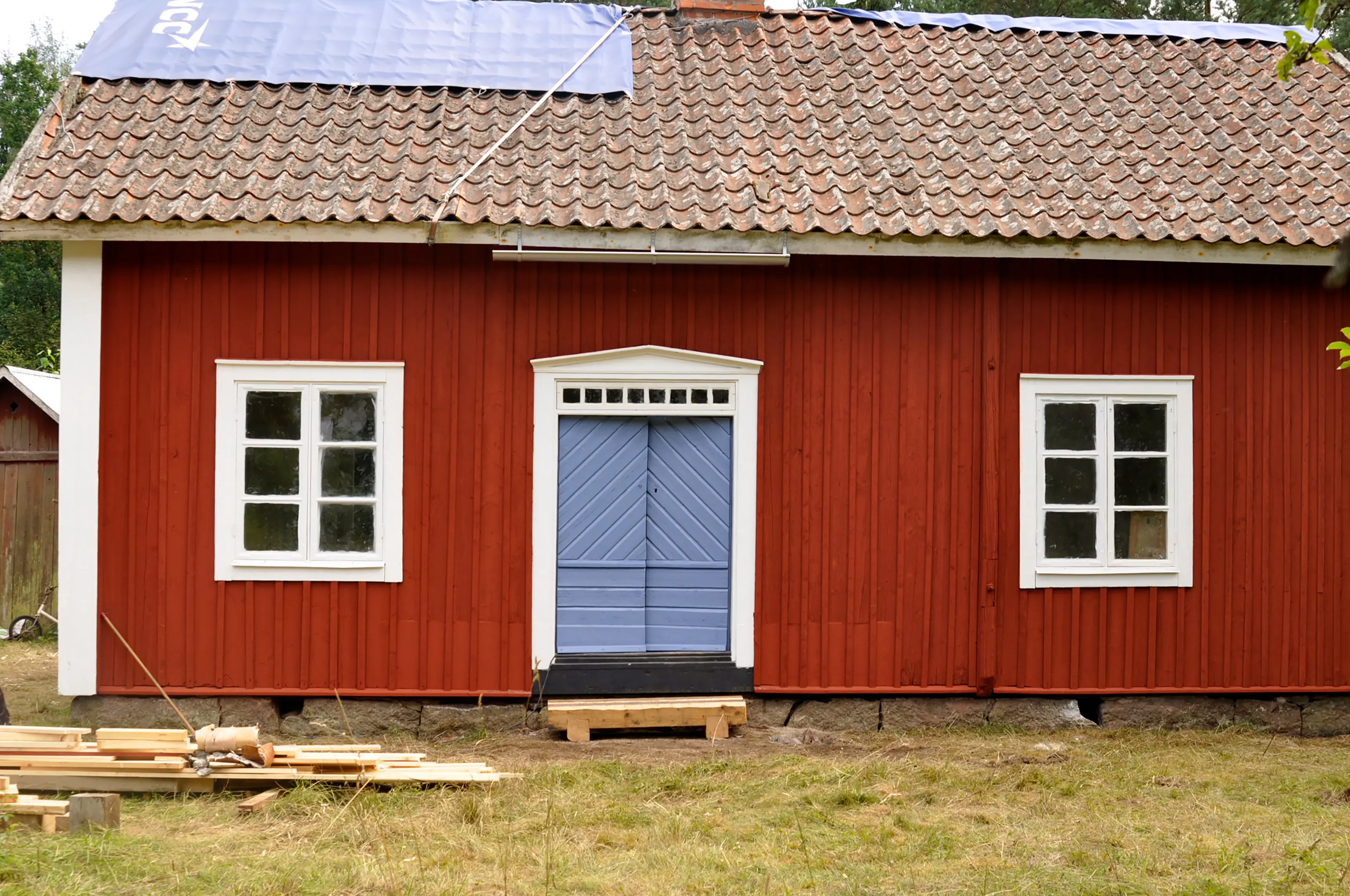 Hökarydstorpet vid Huseby är nymålat