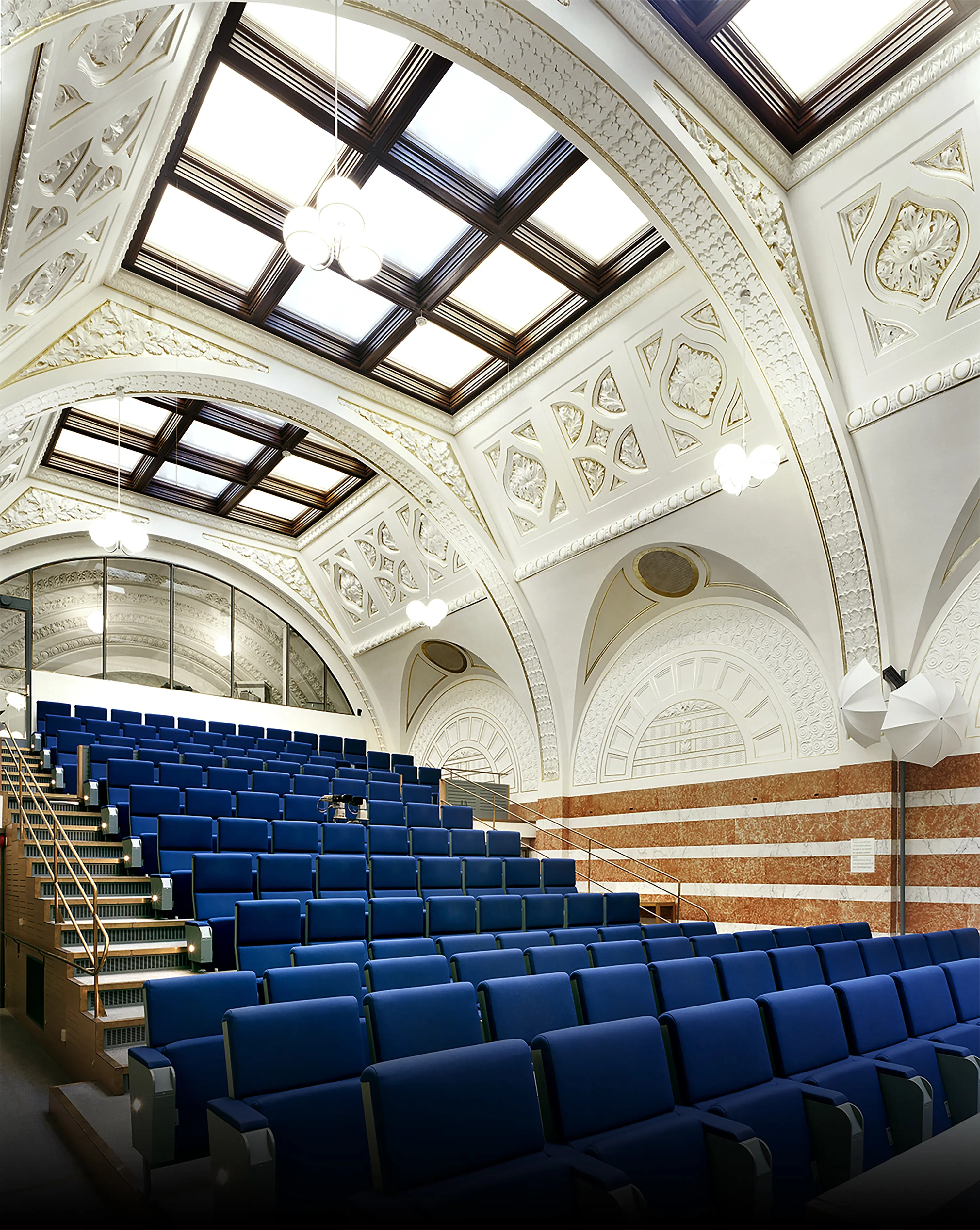 Skånebankens bankhall i Rosenbad