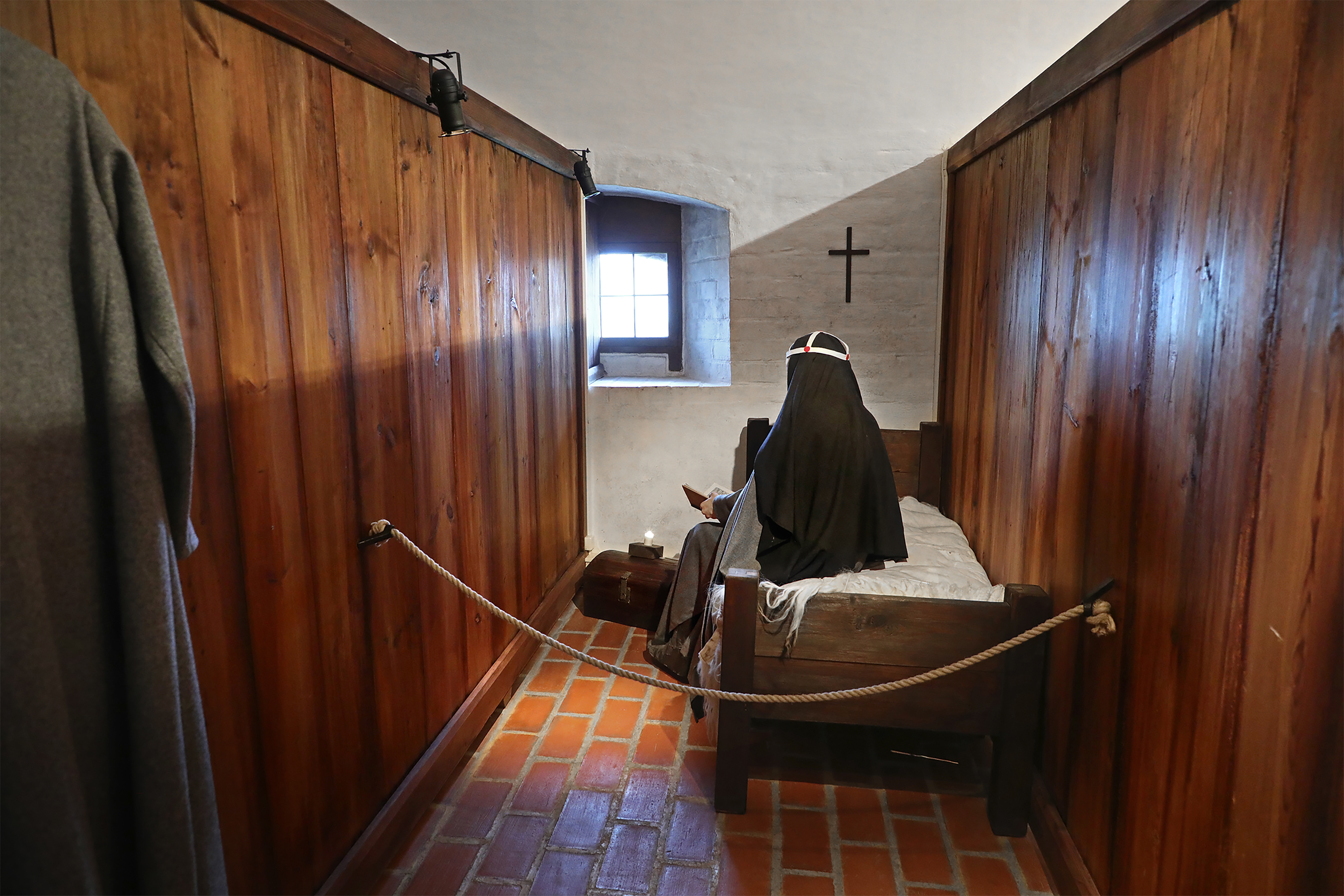 En återskapad cell i Vadstenas nunnekloster.