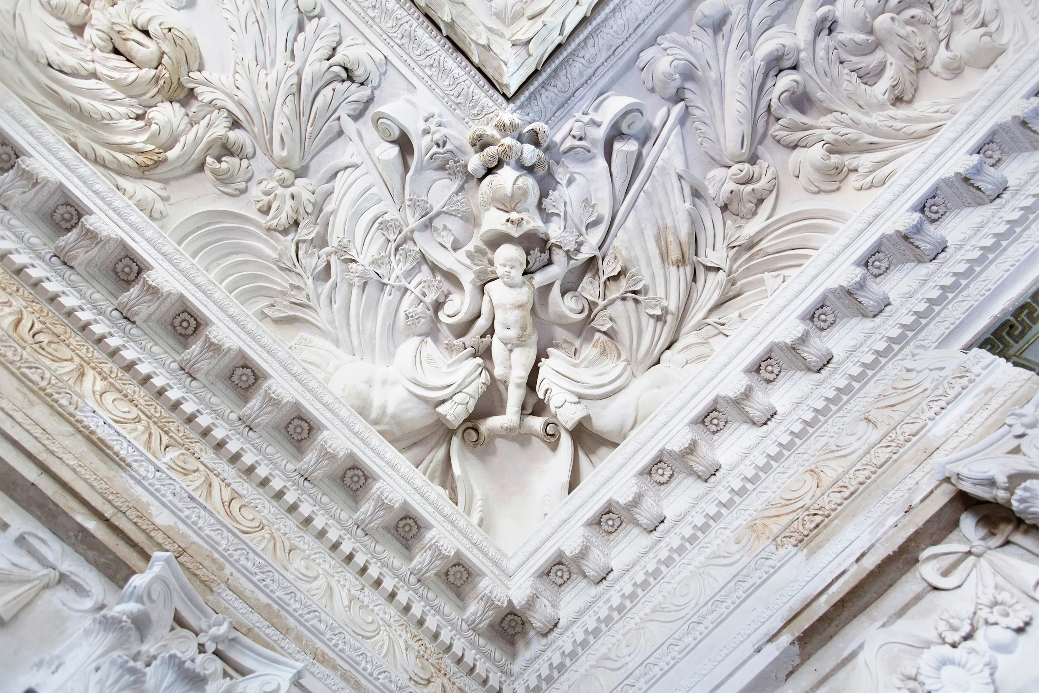 Barockstuckatur i taket på Mälsåkers slott.