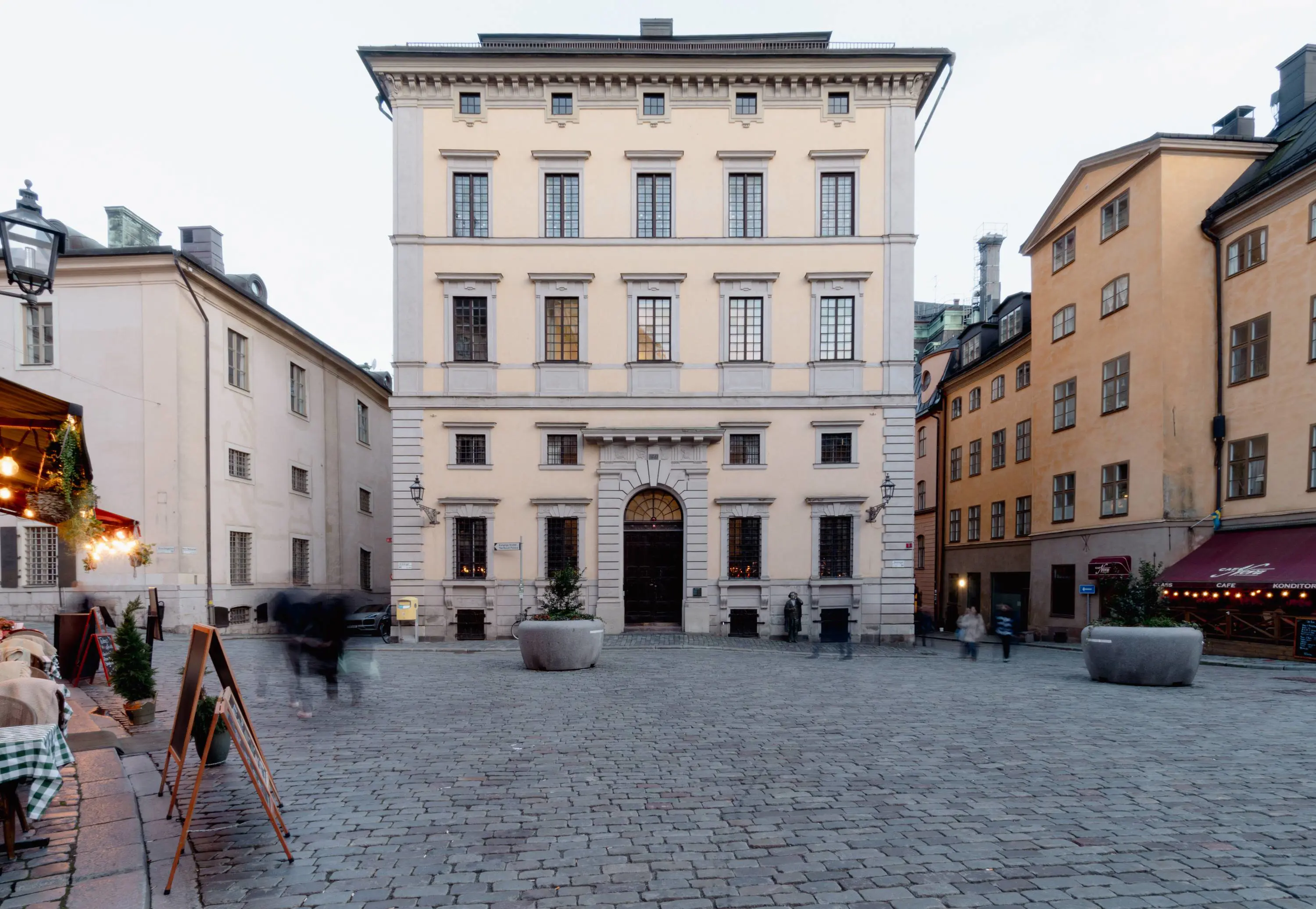 Södra bankohuset, fasad mot Järntorget i Gamla stan i Stockholm.