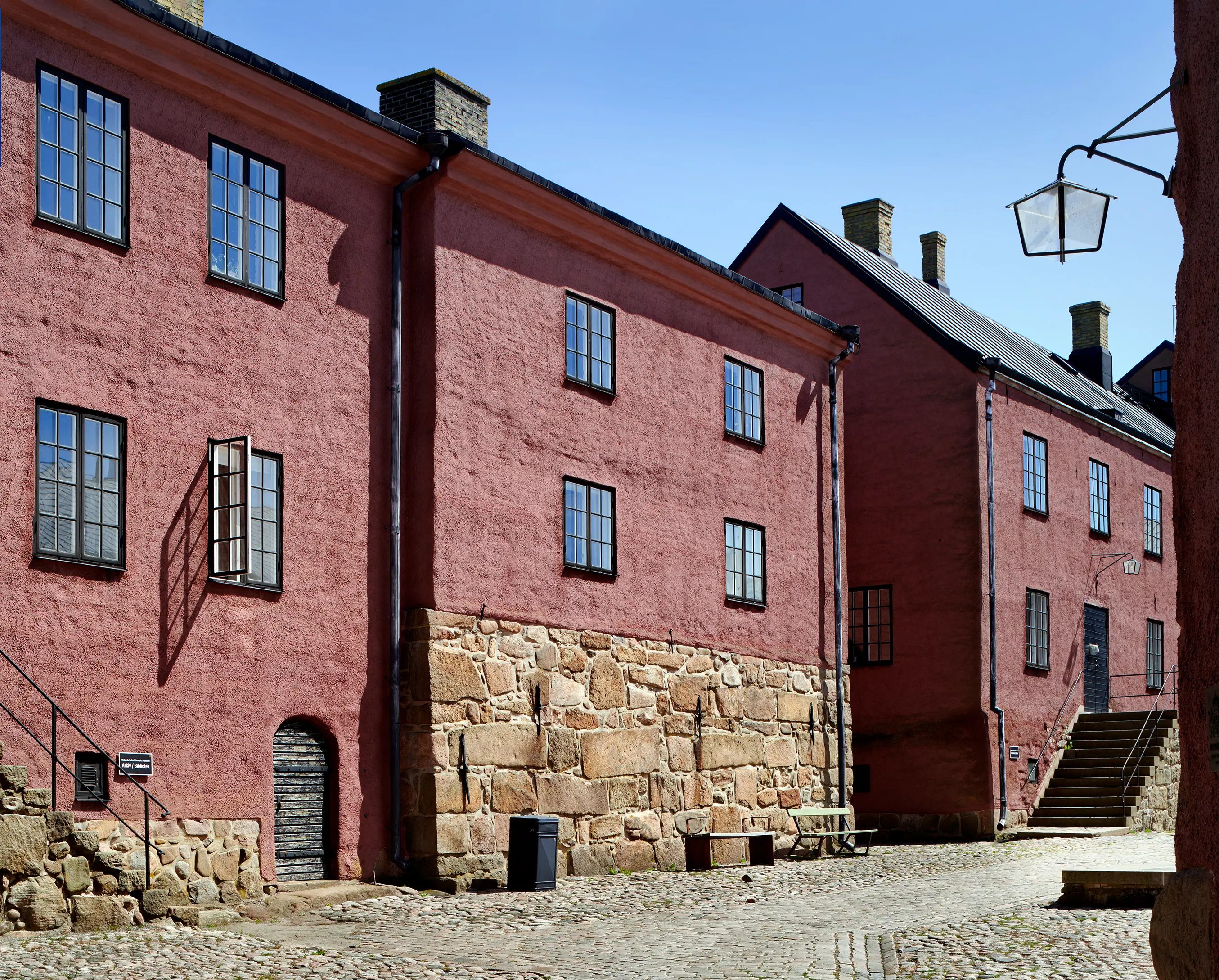 Hus på Varbergs fästnings innergård