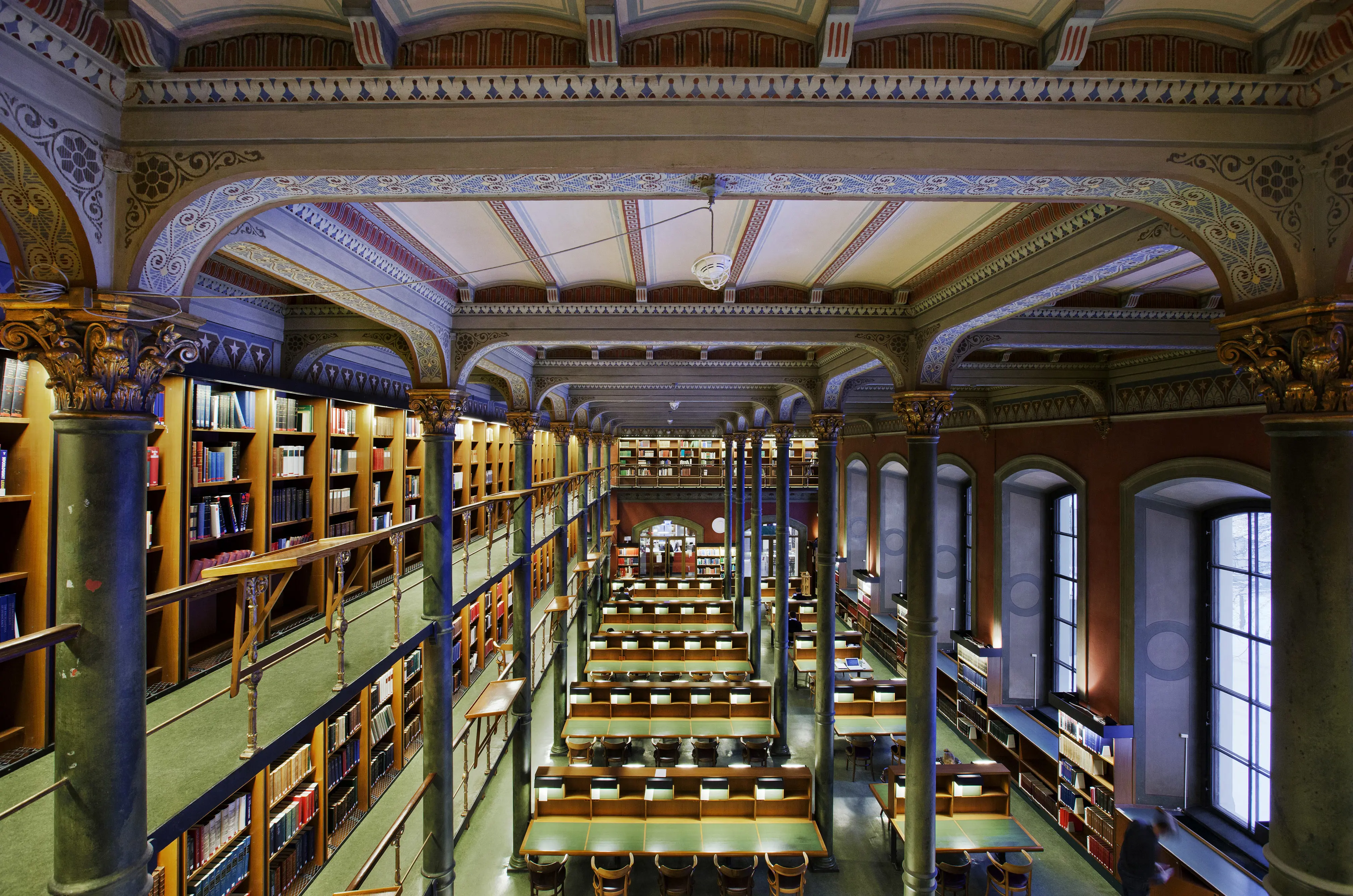 Läsesal i Kungliga biblioteket.