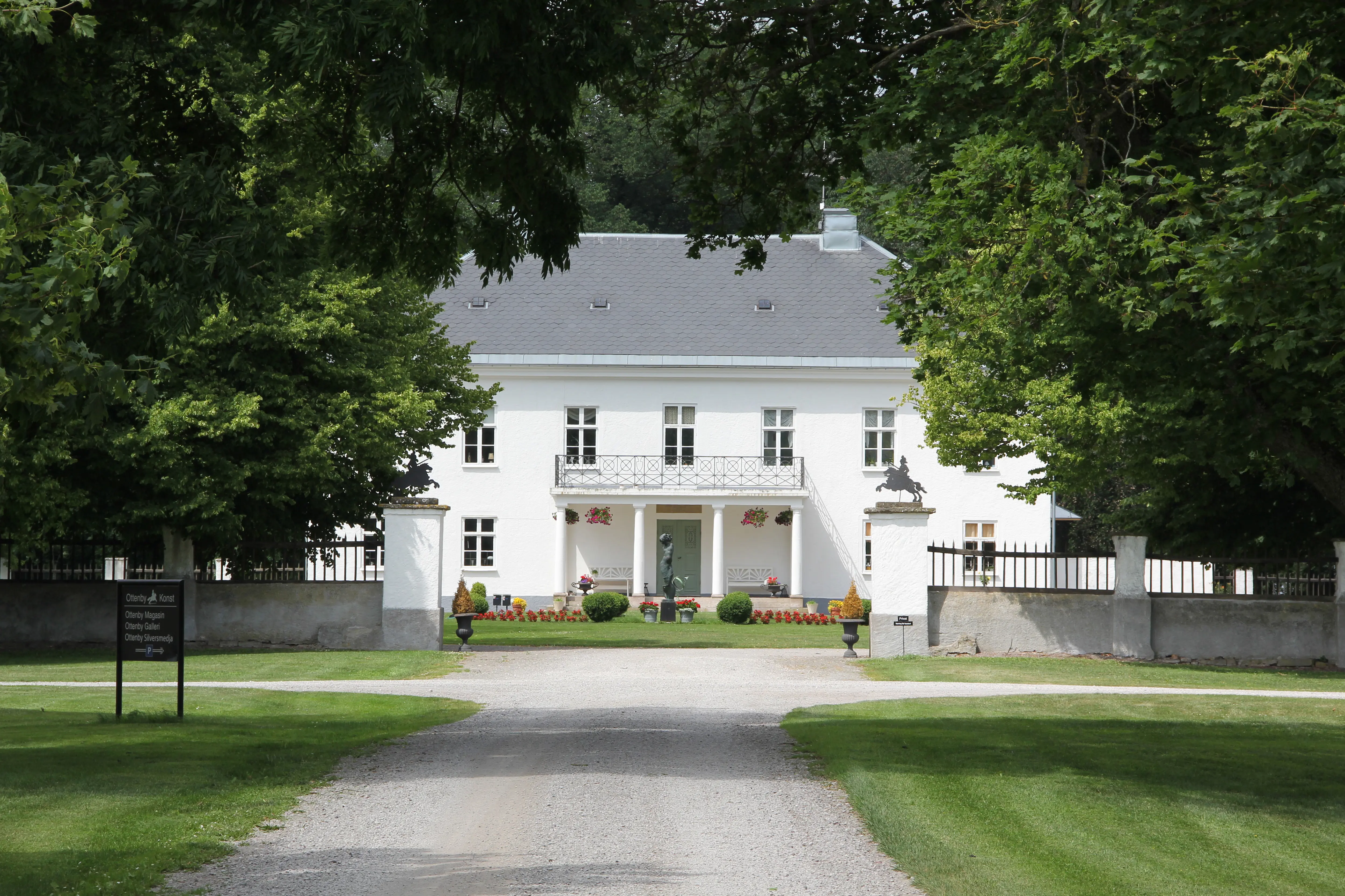 Ottenby kungsgård, huvudbyggnaden.