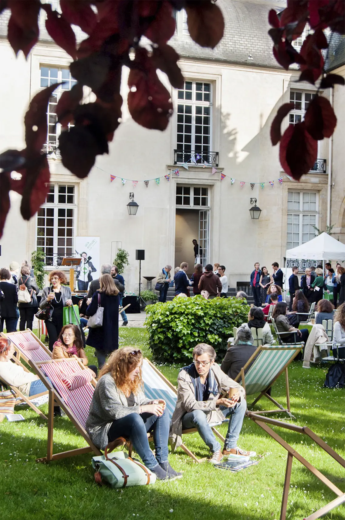 Trädgårdsmys vid Svenska institutet i Paris