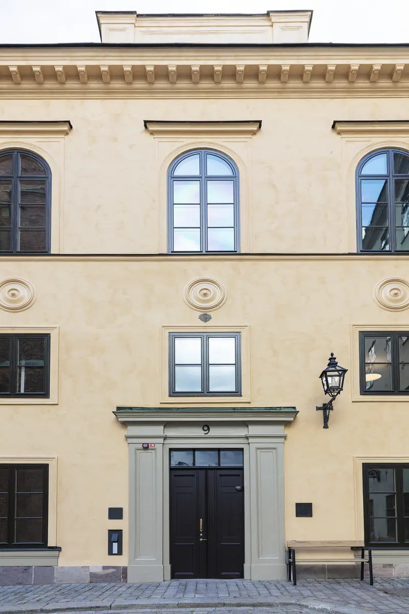 fasaden på Västra gymnasiehuset