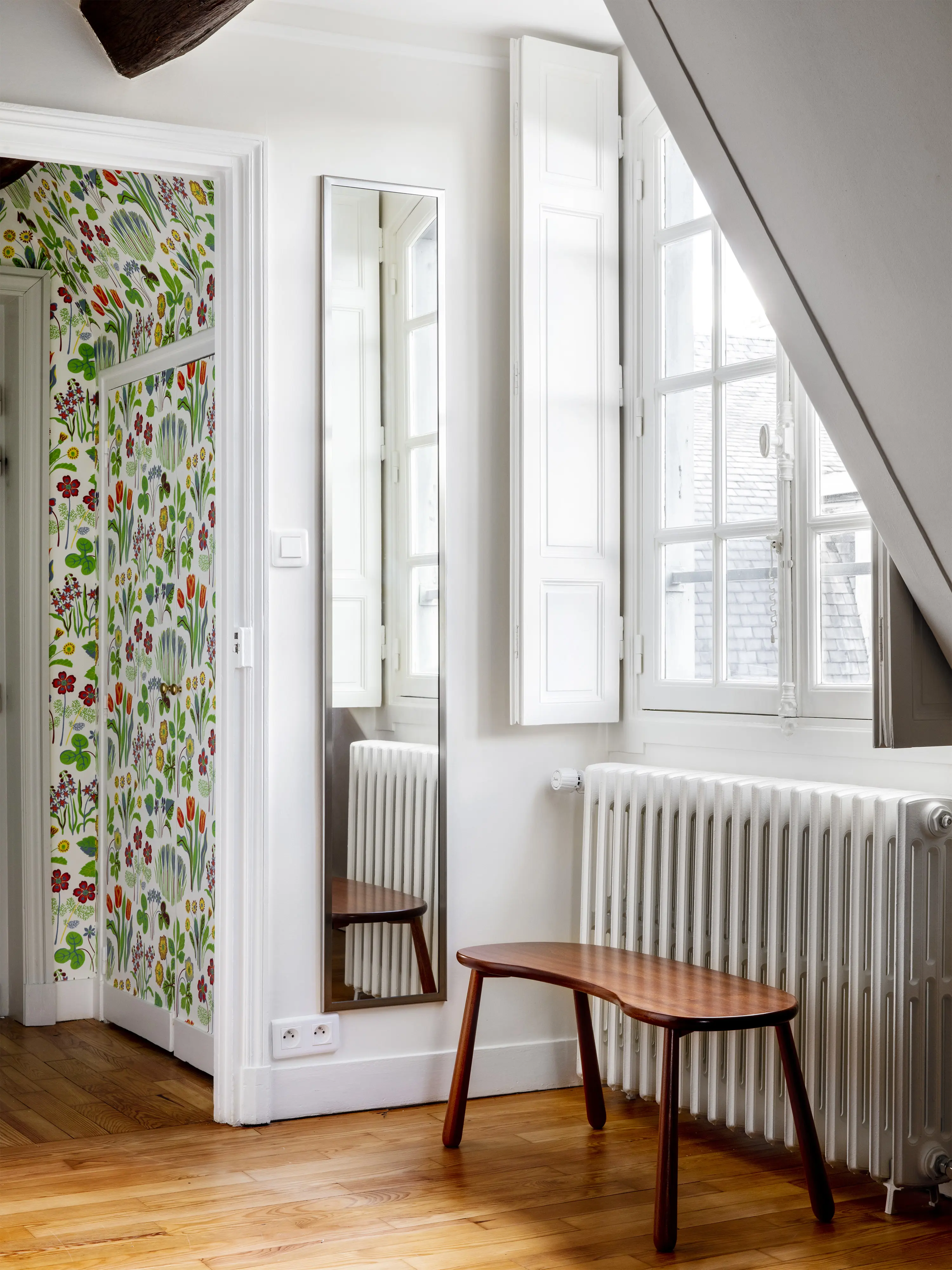 Interiör från gästlägenhet i Hôtel de Marle i Paris.