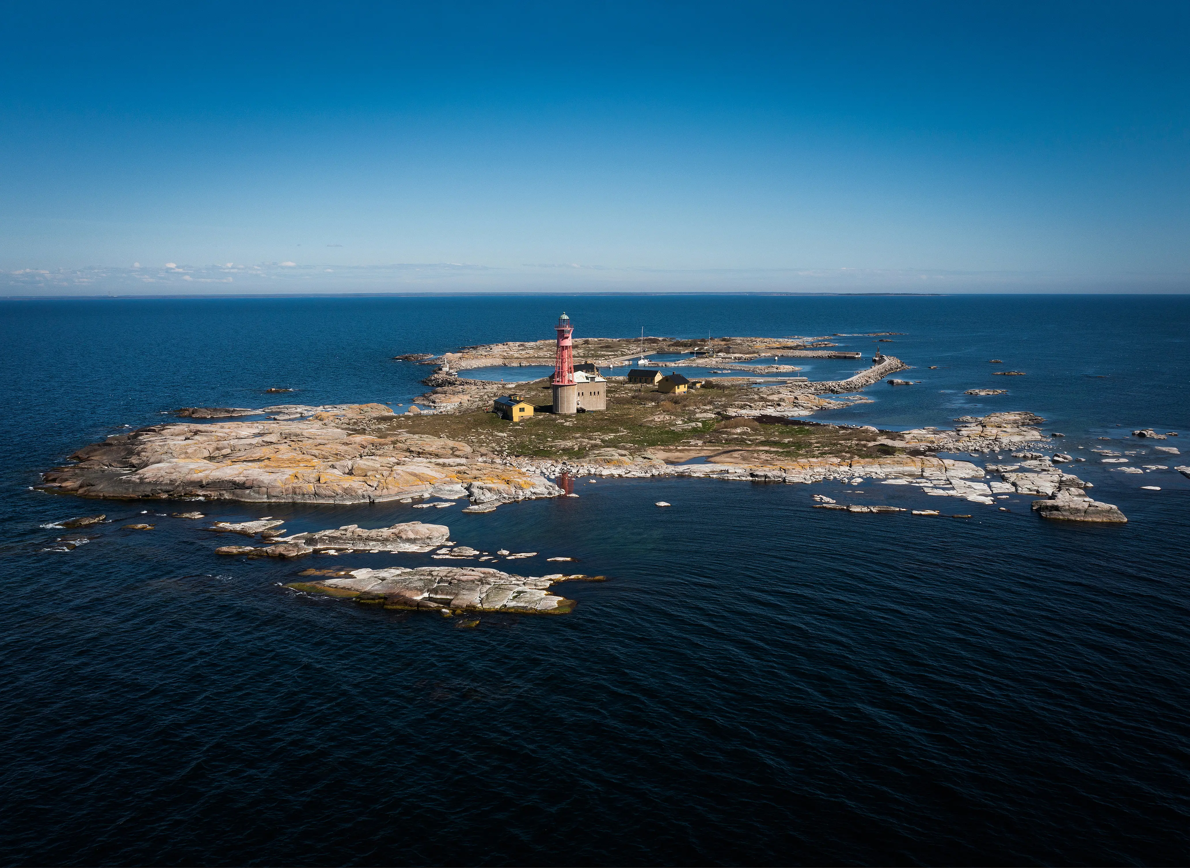 Vy över ön Utklippan