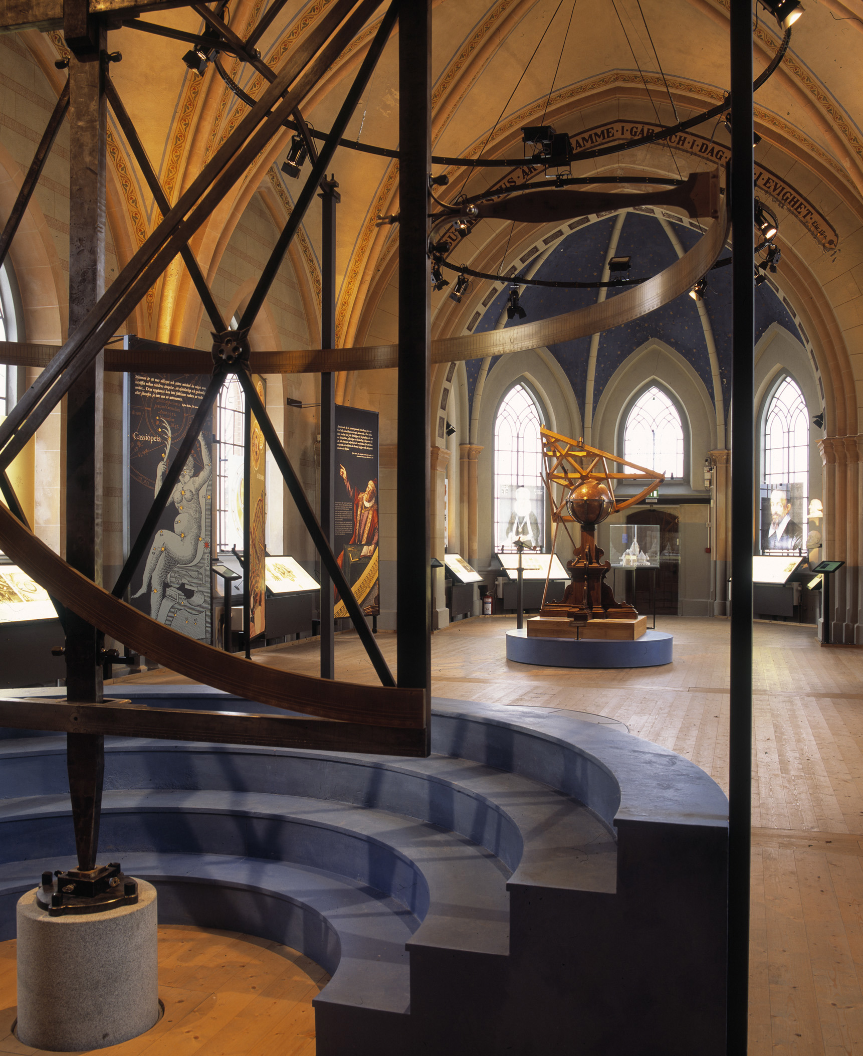 Uställningen i Allhelgona-kyrkan på Ven.